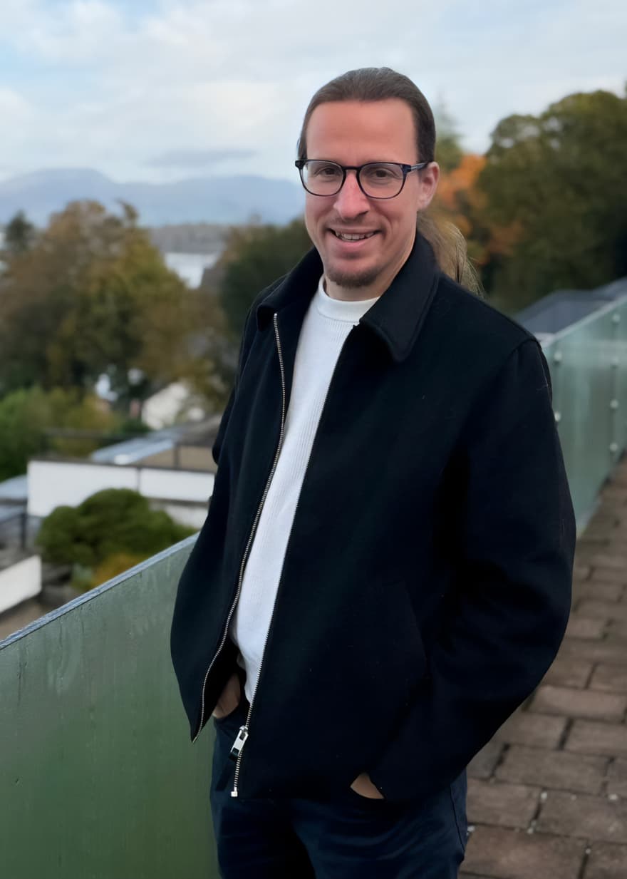 Christos Mentis - Author Portrait